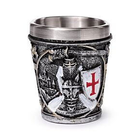 Copo de shot decorativo de cavaleiro medieval com escudo branco e vermelho